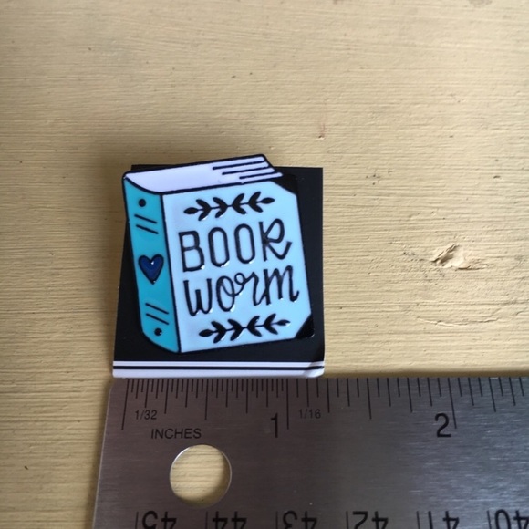 LAST ONE🔥3/$15⚡️Book 🐛 Worm Pin - Picture 6 of 6